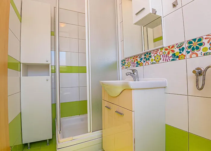 Lovely In With Wifi * Brodarica (Sibenik-Knin)